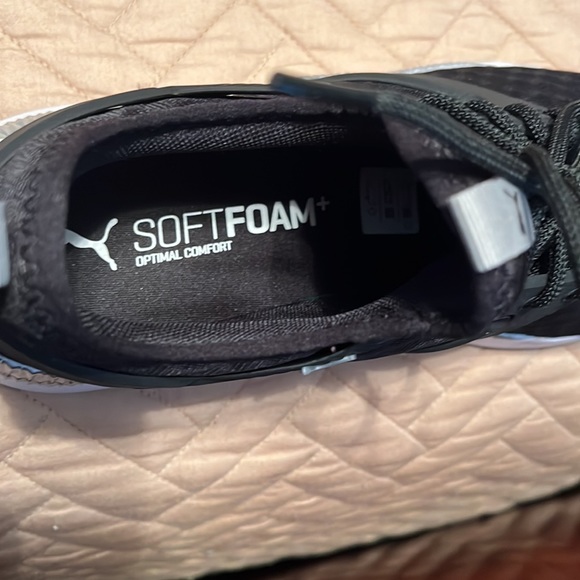 Puma shoes - Picture 7 of 8